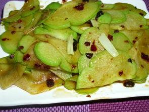 孕期可以吃佛手瓜吗,佛手瓜的适宜食用时间与营养益处