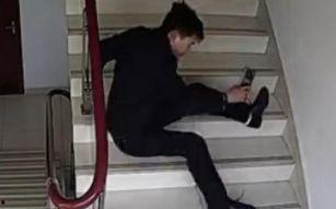 楼梯学校吃瓜,揭秘校园吃瓜背后的故事