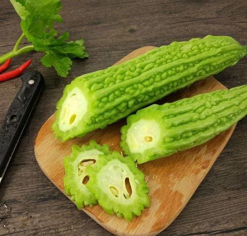 口水面哥吃瓜,揭秘娱乐圈幕后故事