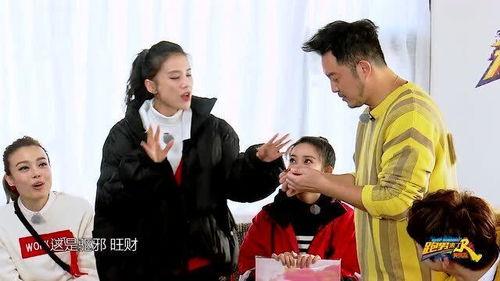 小黄吃晞瓜,一场甜蜜的味蕾冒险