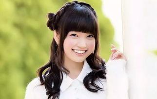 大桥彩香吃瓜,瓜界新宠，美味与时尚的完美结合